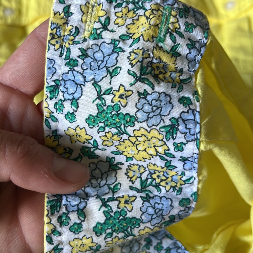 Women’s Tommy Hilfiger yellow cotton button down top floral details. Size large - Picture 2 of 6